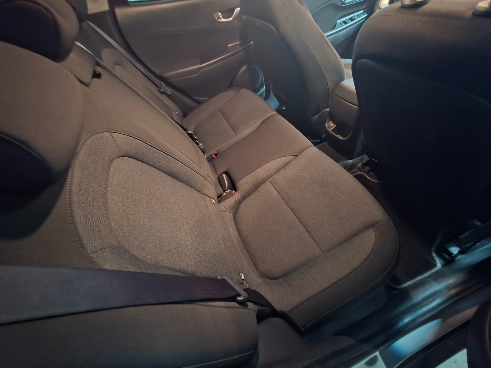 Hyundai Kona 2022/bluelink/64kw/67000km, снимка 9 - Автомобили и джипове - 54046159