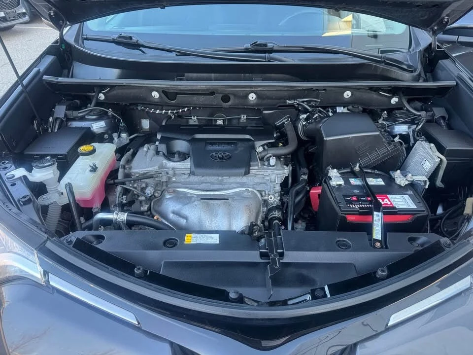 Toyota Rav4 LE* АвтоКредит* (ЦЕНА ДО БГ), снимка 10 - Автомобили и джипове - 54136404