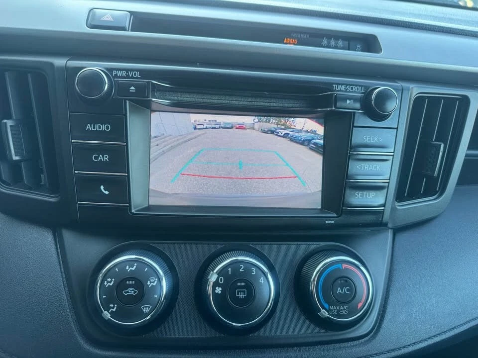 Toyota Rav4 LE* АвтоКредит* (ЦЕНА ДО БГ), снимка 14 - Автомобили и джипове - 54136404