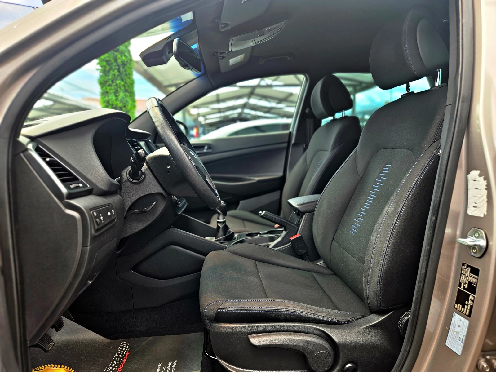 Hyundai Tucson GO!/CAMERA/CAR PLAY/LINE ASSYST/KEYLESS GO/LIZING, снимка 15 - Автомобили и джипове - 54823105