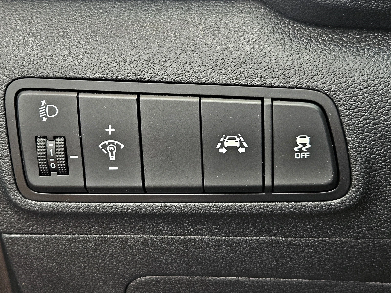 Hyundai Tucson GO!/CAMERA/CAR PLAY/LINE ASSYST/KEYLESS GO/LIZING, снимка 12 - Автомобили и джипове - 54823105