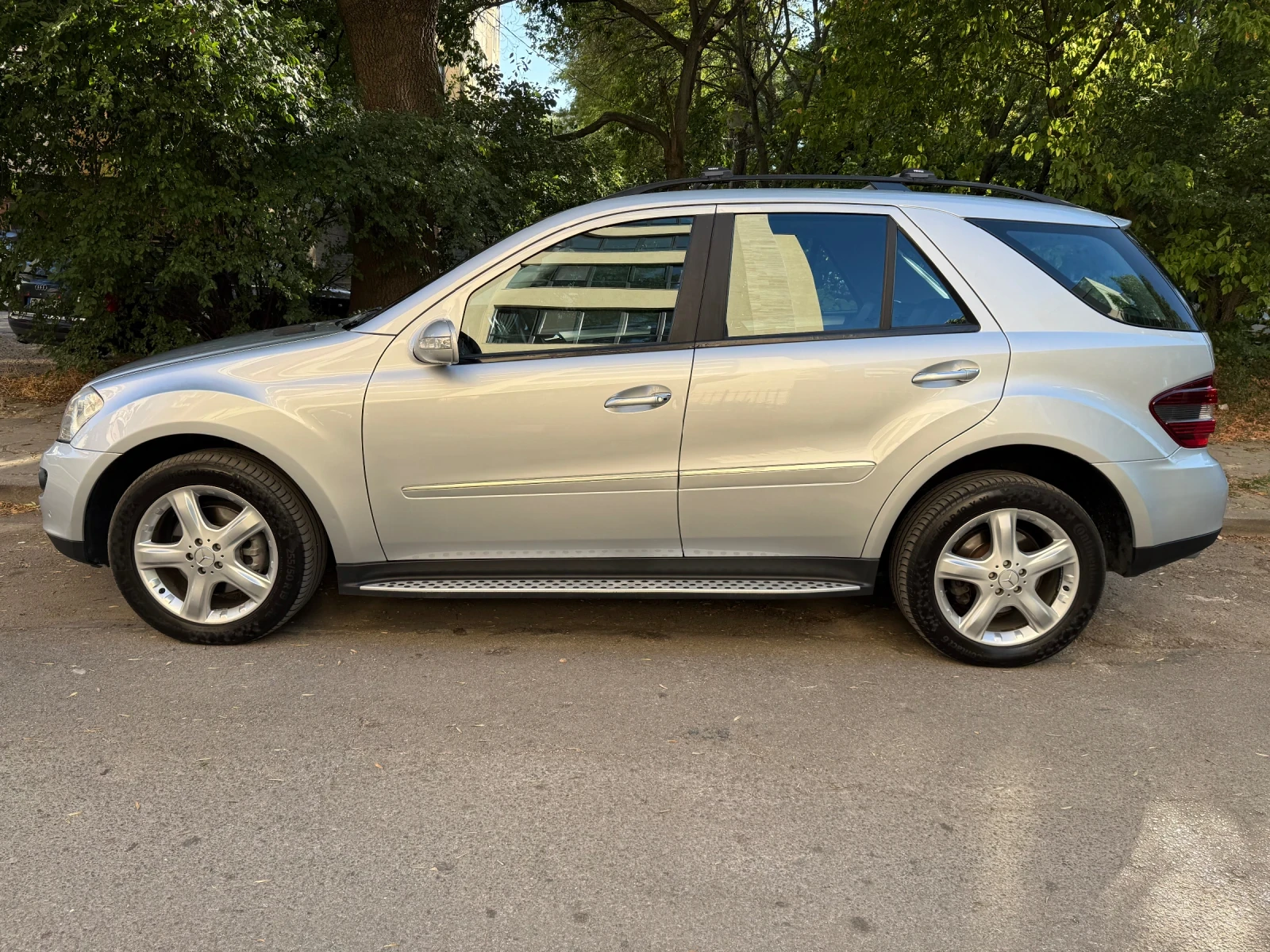 Mercedes-Benz ML 320 OFF-ROAD PRO   LOW RANGE   AIRMATIC, снимка 3 - Автомобили и джипове - 55682390