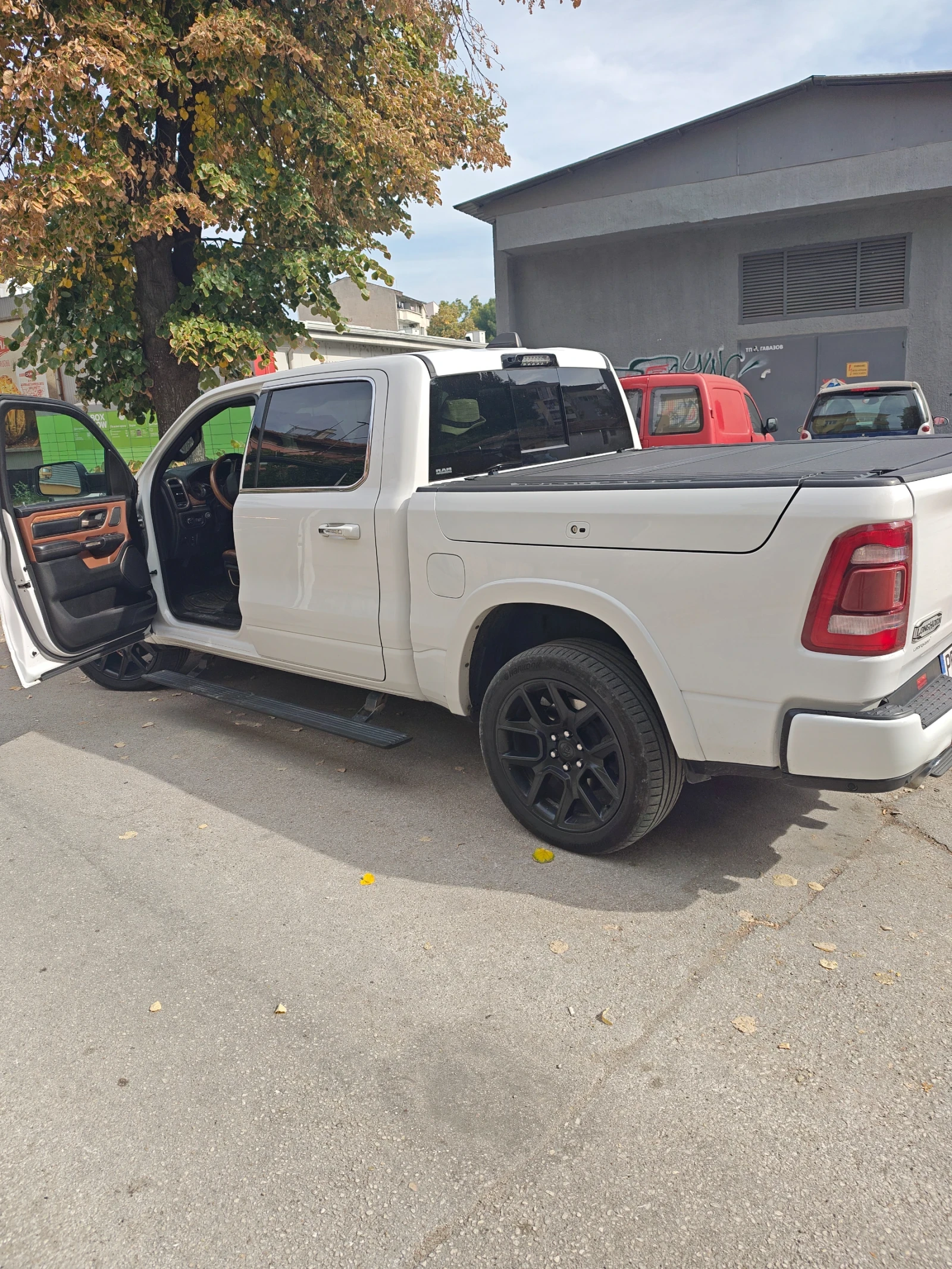 Dodge RAM 1500 Limited Longhorn, снимка 3 - Автомобили и джипове - 56447494