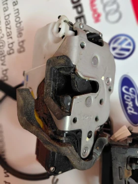 13503801 Брава за предна лява врата OPEL ASTRA J  13503801, снимка 2 - Части - 53593349