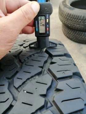 Гуми Всесезонни 285/70R17, снимка 11