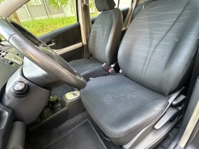Toyota Yaris 1.3 Автоматик, снимка 11