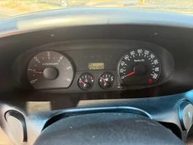 Hyundai Starex 9 места, снимка 10