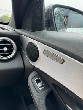 Mercedes-Benz C 300, снимка 10