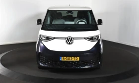 VW ID.Buzz Pro 77kWh LED Navi 100%SoH, снимка 2