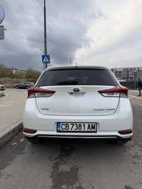 Toyota Auris 1.8 Hybrid, снимка 5