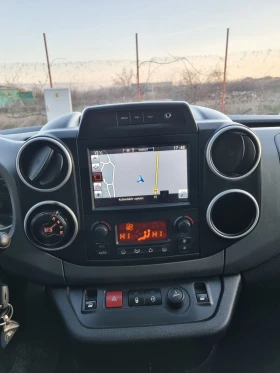 Citroen Berlingo 1.6hdi 99 коня Автомат - 7500 € / 14668.73 лв. - 61732603 12