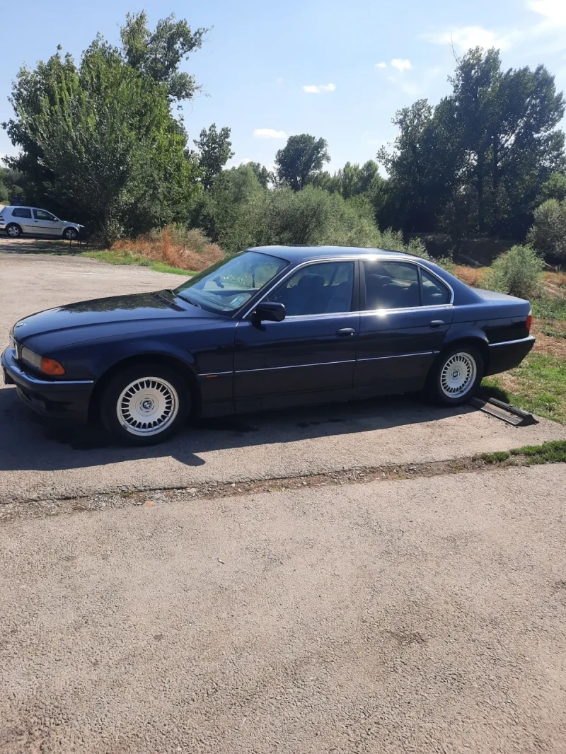 BMW 730 3.0  i, снимка 4 - Автомобили и джипове - 47160990