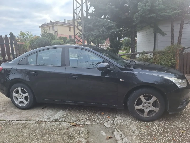 Chevrolet Cruze Газов инжекцион, снимка 4 - Автомобили и джипове - 48017615