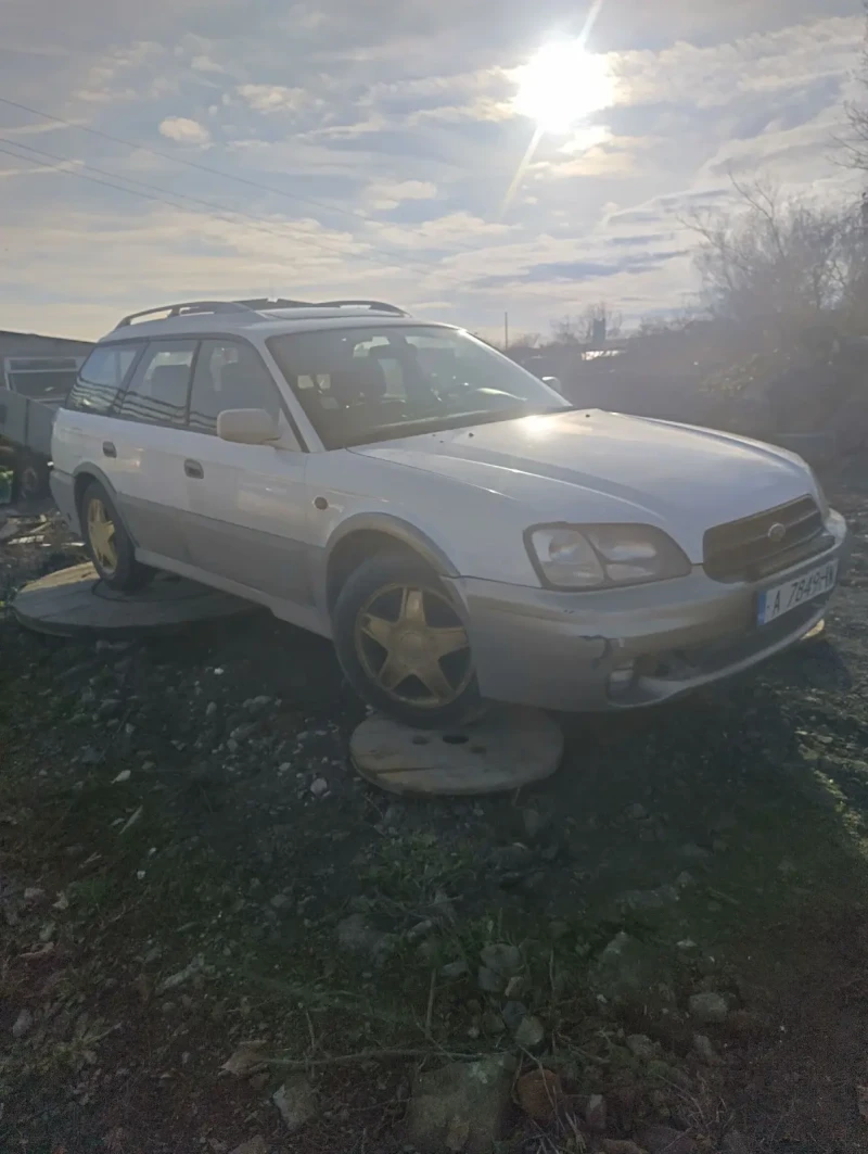 Subaru Outback, снимка 4 - Автомобили и джипове - 48394057