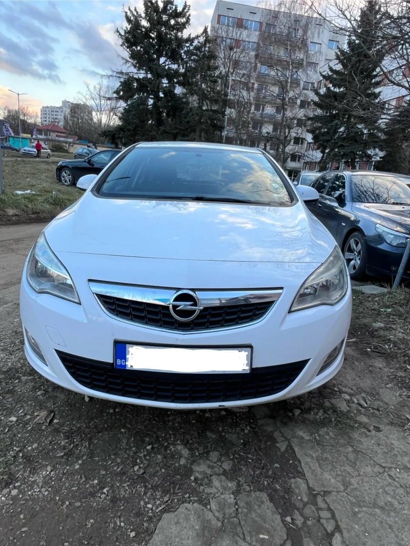 Opel Astra, снимка 1 - Автомобили и джипове - 48974494