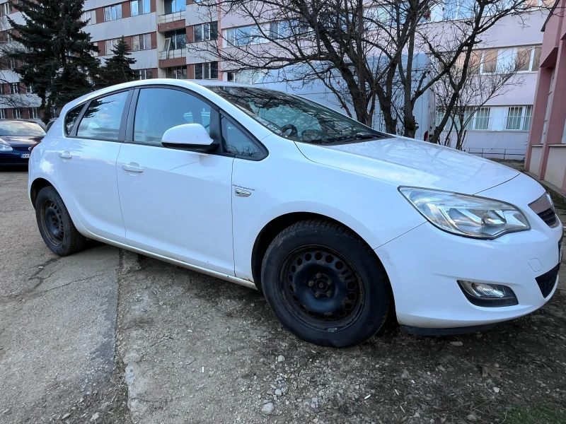 Opel Astra, снимка 3 - Автомобили и джипове - 48974494