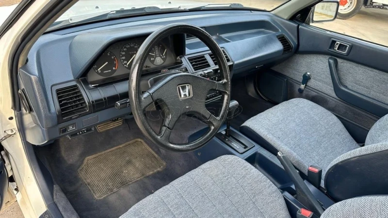 Honda Accord 1.6 Автоматик, снимка 12 - Автомобили и джипове - 49367131