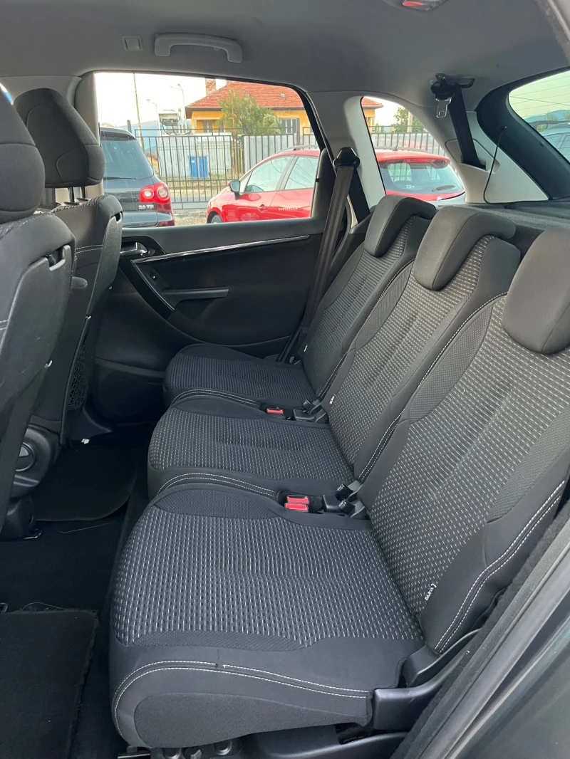 Citroen C4 Picasso 1.6 HDI, снимка 11 - Автомобили и джипове - 51635349