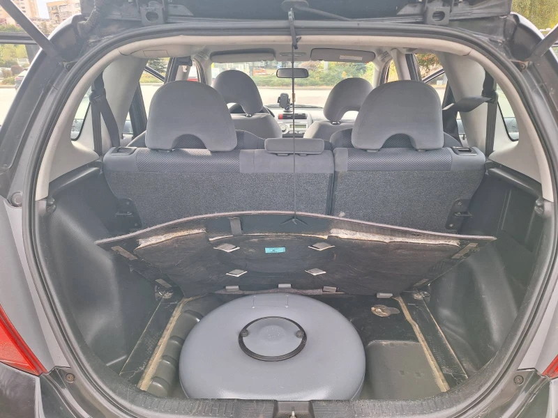 Honda Jazz 1.4i LPG, снимка 14 - Автомобили и джипове - 52383457