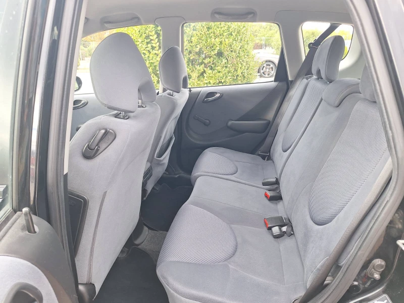 Honda Jazz 1.4i LPG, снимка 10 - Автомобили и джипове - 52383457