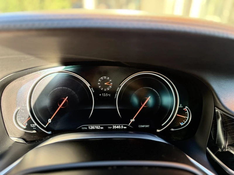BMW 740 d xDrive, снимка 13 - Автомобили и джипове - 52480499