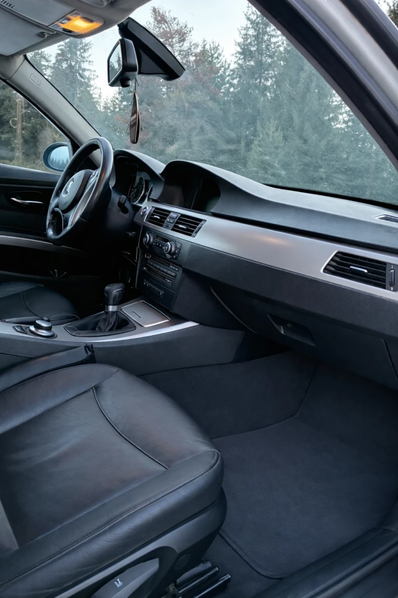 BMW 320, снимка 10 - Автомобили и джипове - 52937786