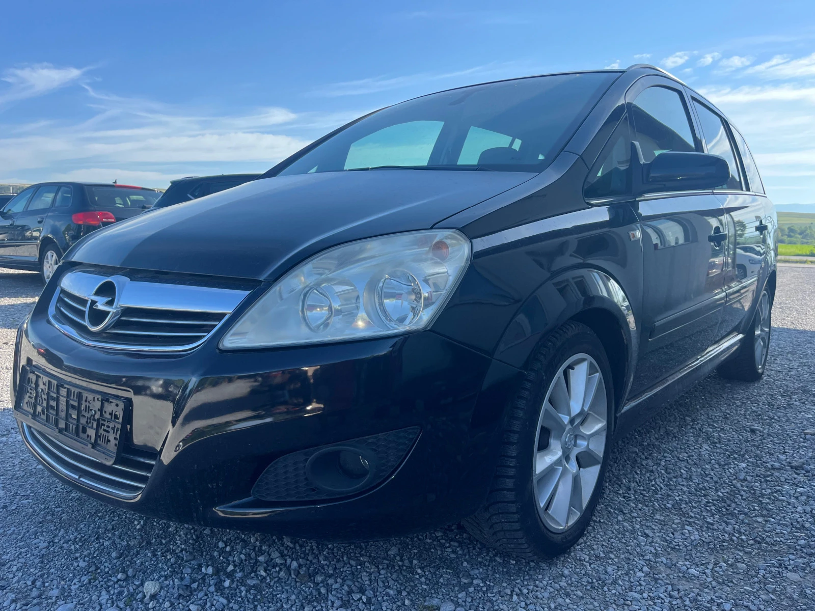 Opel Zafira 1.7  COSMO EVRO 5 - [1] 