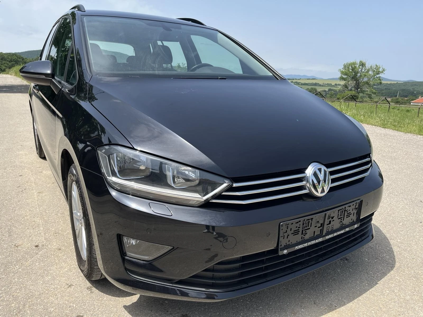 VW Sportsvan 1.6tdi - изображение 2