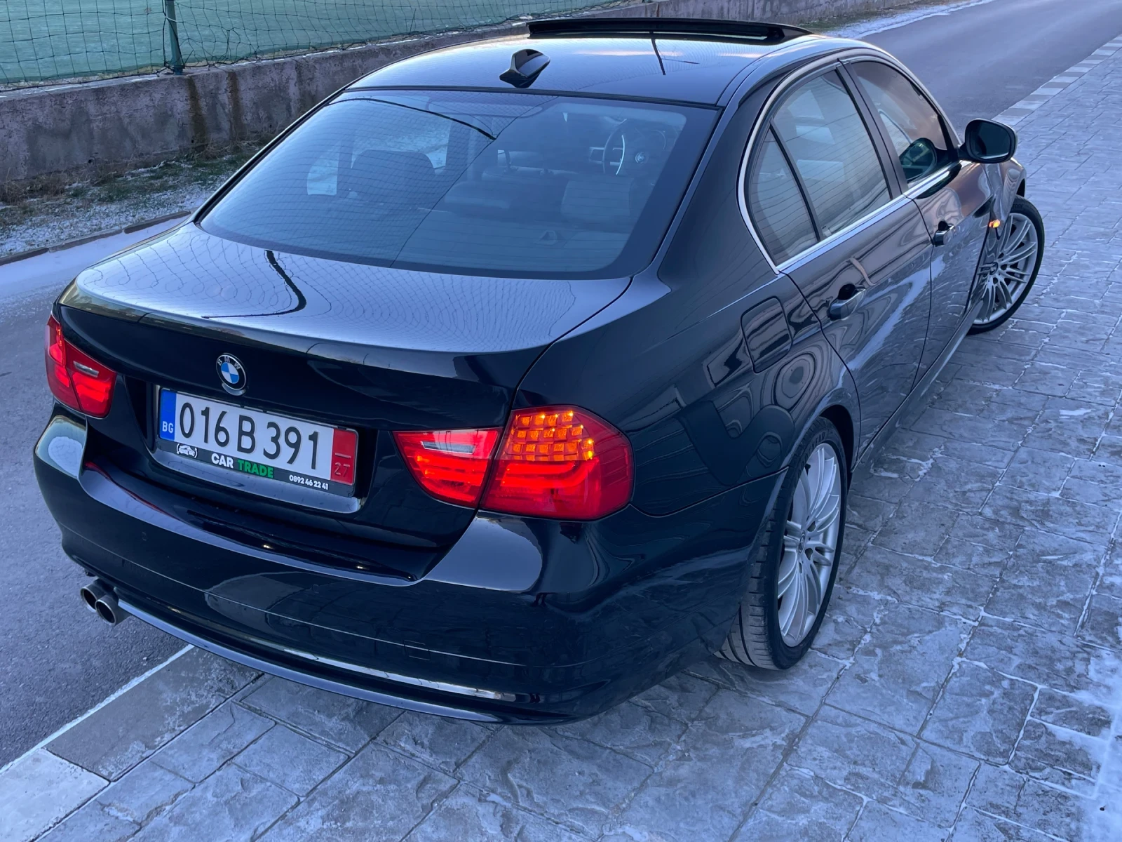 BMW 330 D/FACE/КОЖА/NAVI/KEYLESS/HARMAN-K/ЗАДНО/ГЕРМАНИЯ - изображение 4