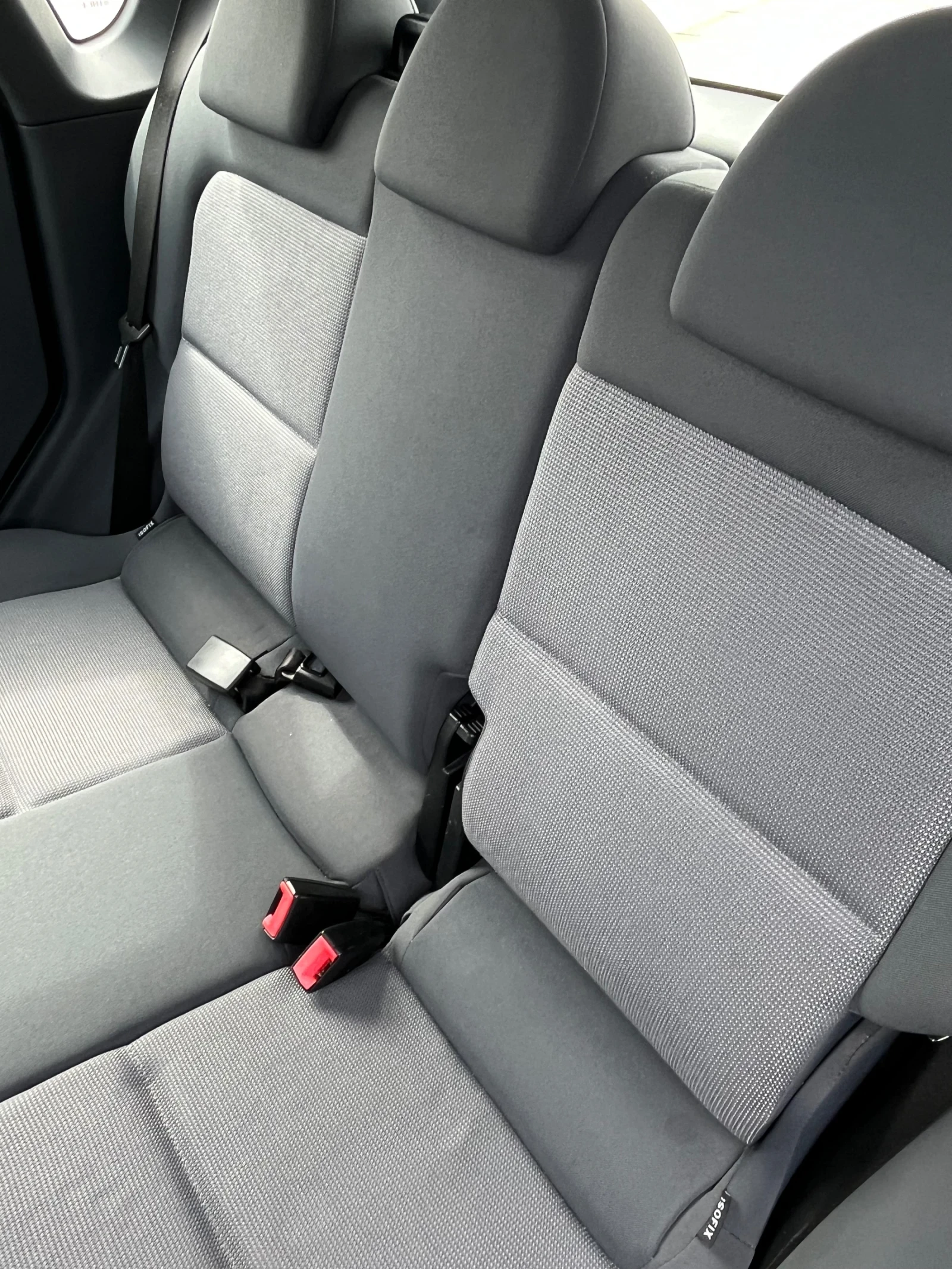 Mitsubishi Colt 1, 5 DID - изображение 9