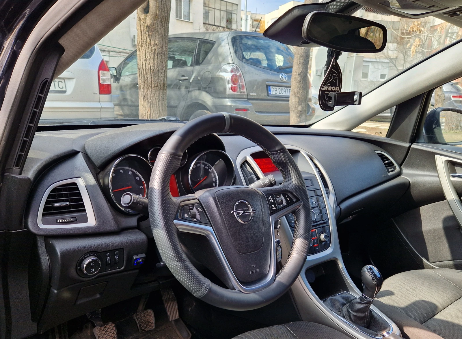 Opel Astra J 1.6/116кс. ГАЗ/LPG - изображение 9