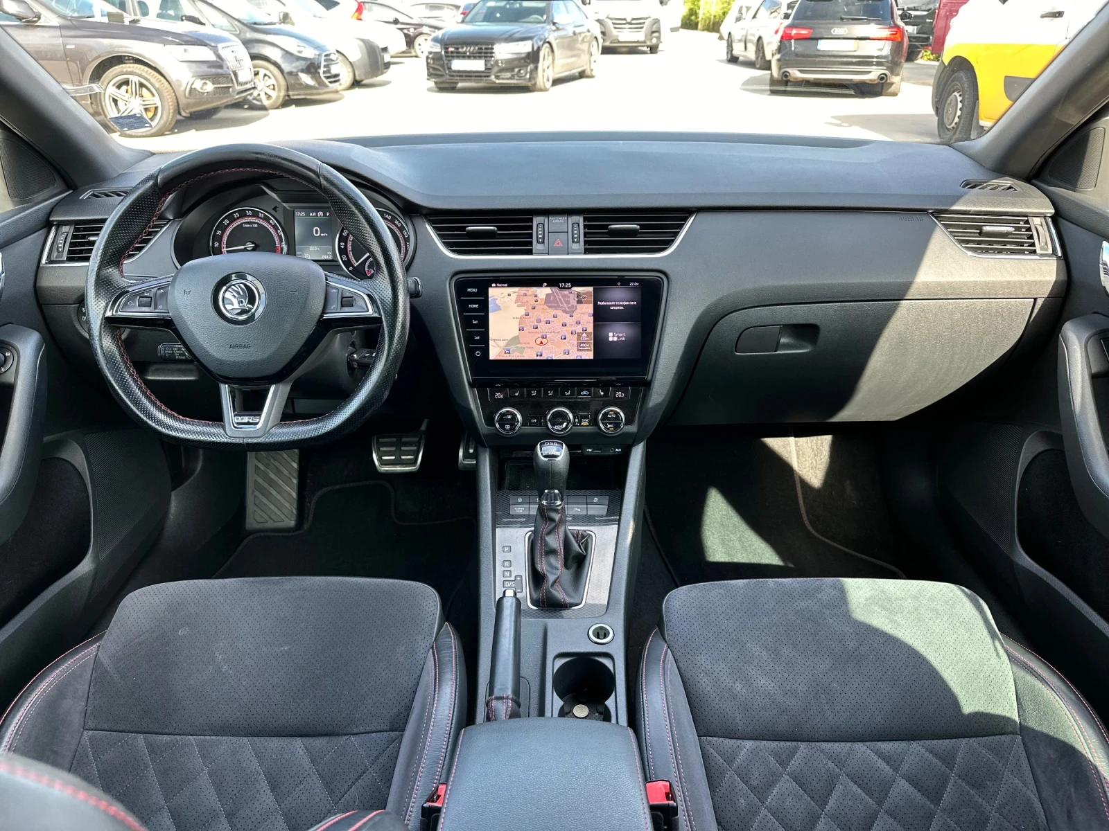 Skoda Octavia 2.0TDi* VRS* DSG* LED* DISTRONIC* CAMERA* ШВЕЙЦАРИ - изображение 9