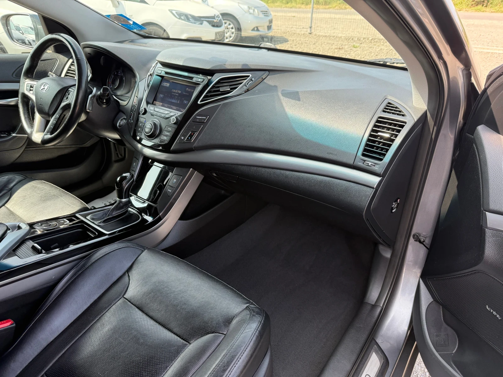 Hyundai I40 2.0i CH AUTOMAT NAVI - изображение 10