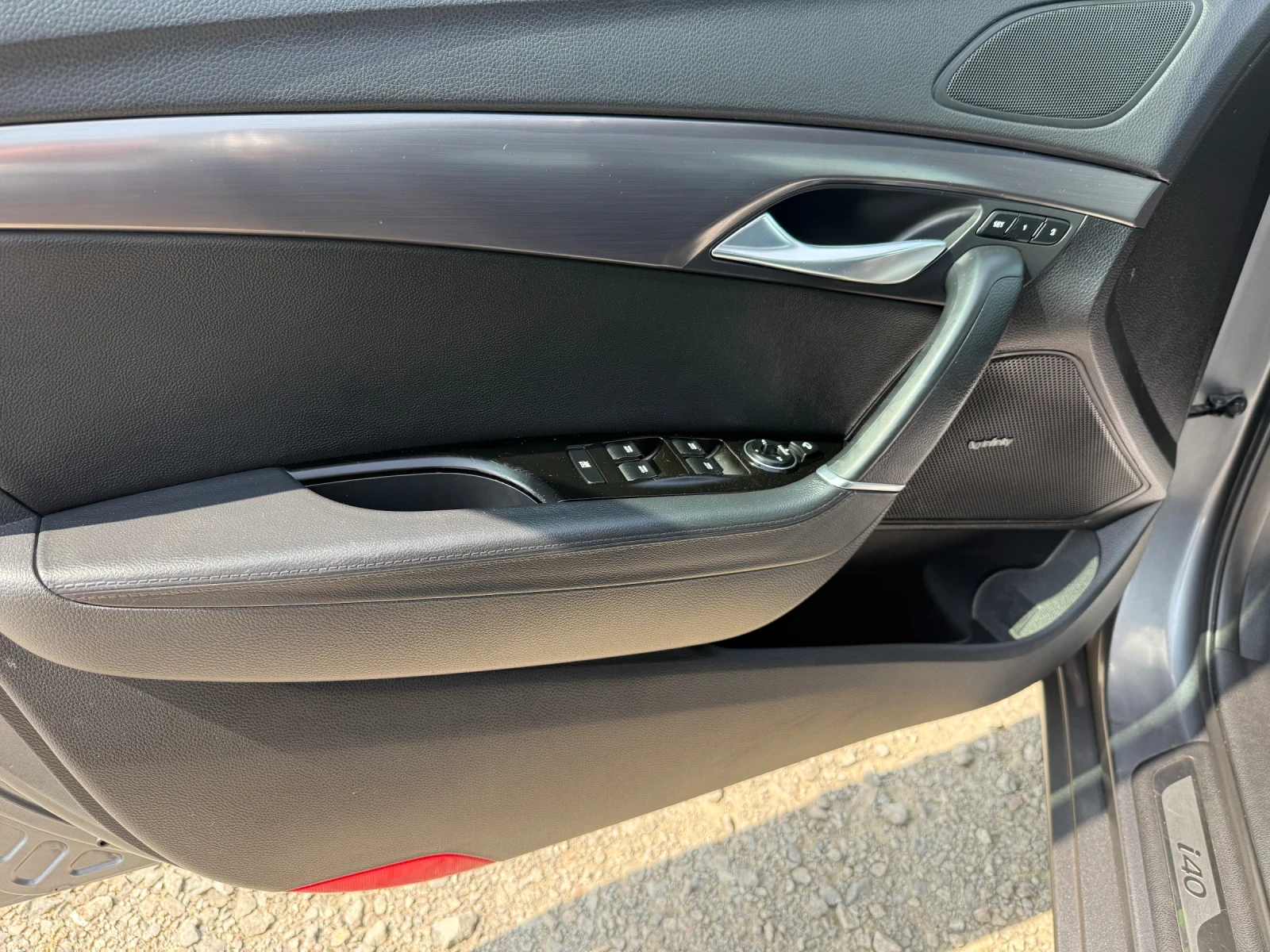 Hyundai I40 2.0i CH AUTOMAT NAVI - изображение 8