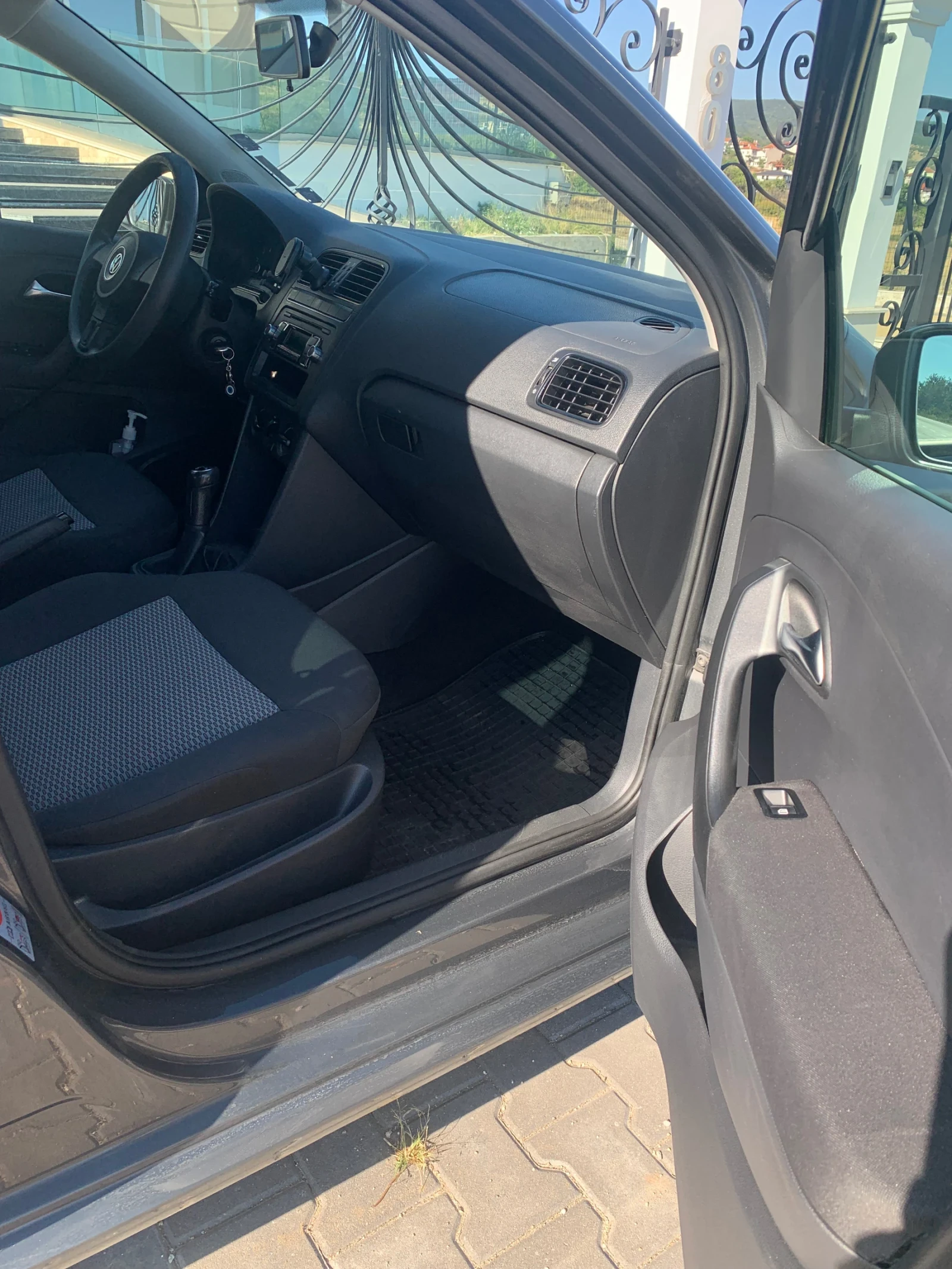 VW Polo 1.4 FLY  - изображение 6