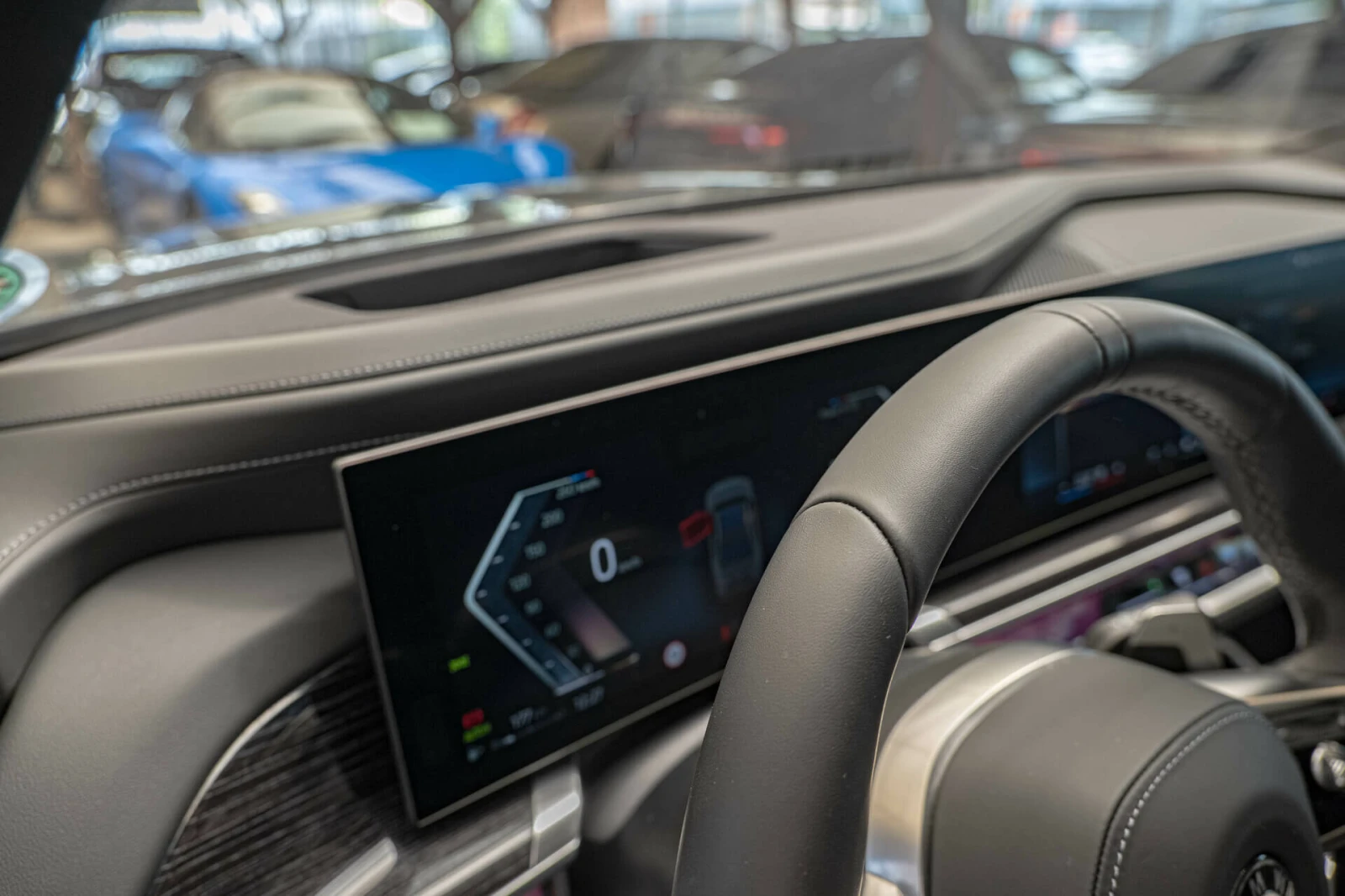 BMW 740 M-Sport/xDrive/Bower&Wilkins/Theater Screen/Soft C - изображение 10