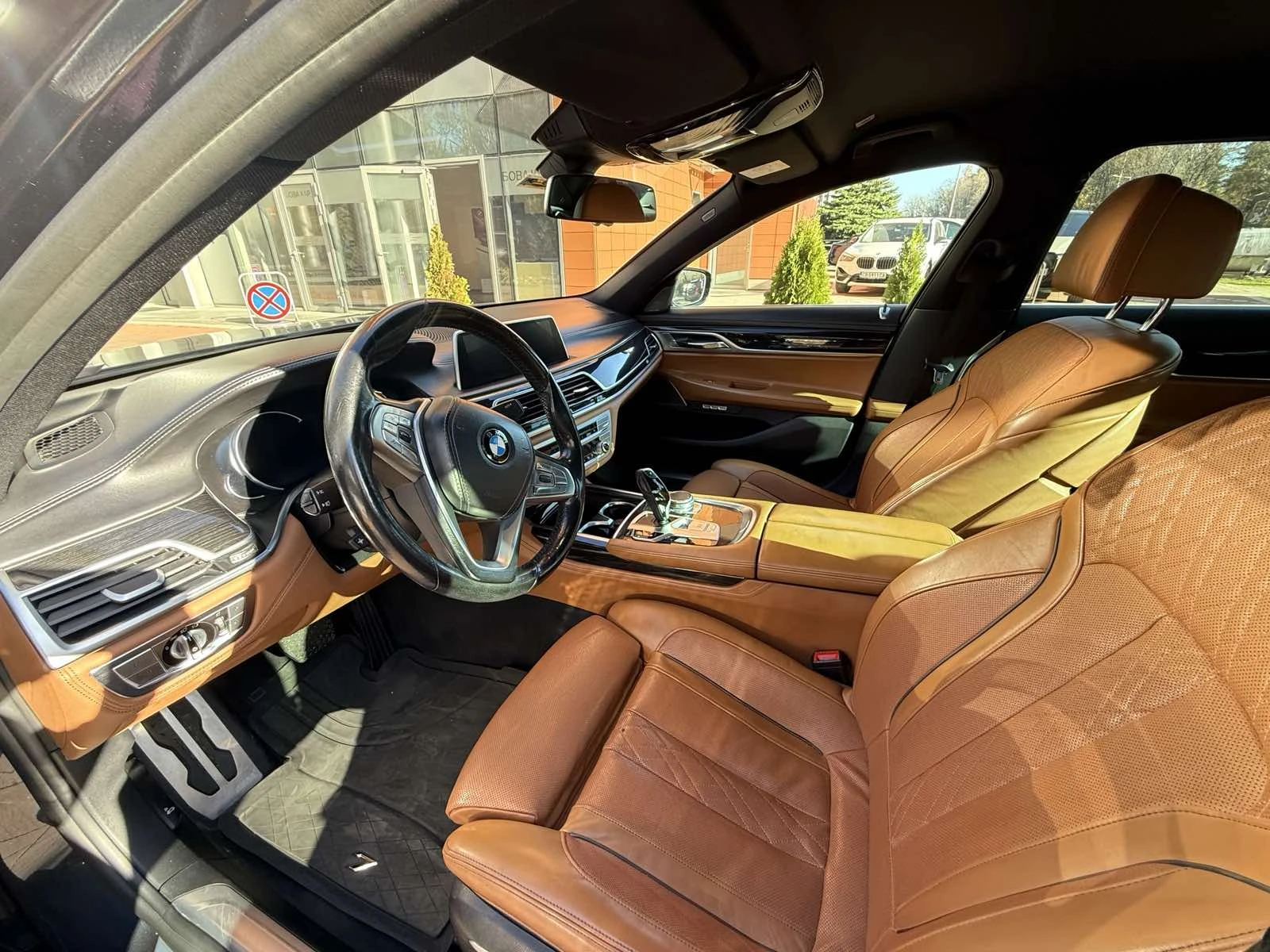 BMW 740 d xDrive - изображение 8