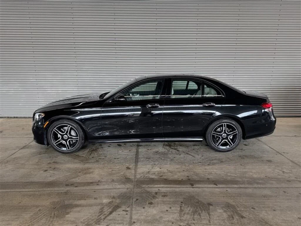 Mercedes-Benz E 350 4Matic* АвтоКредит* (ЦЕНА ДО БГ) - изображение 4