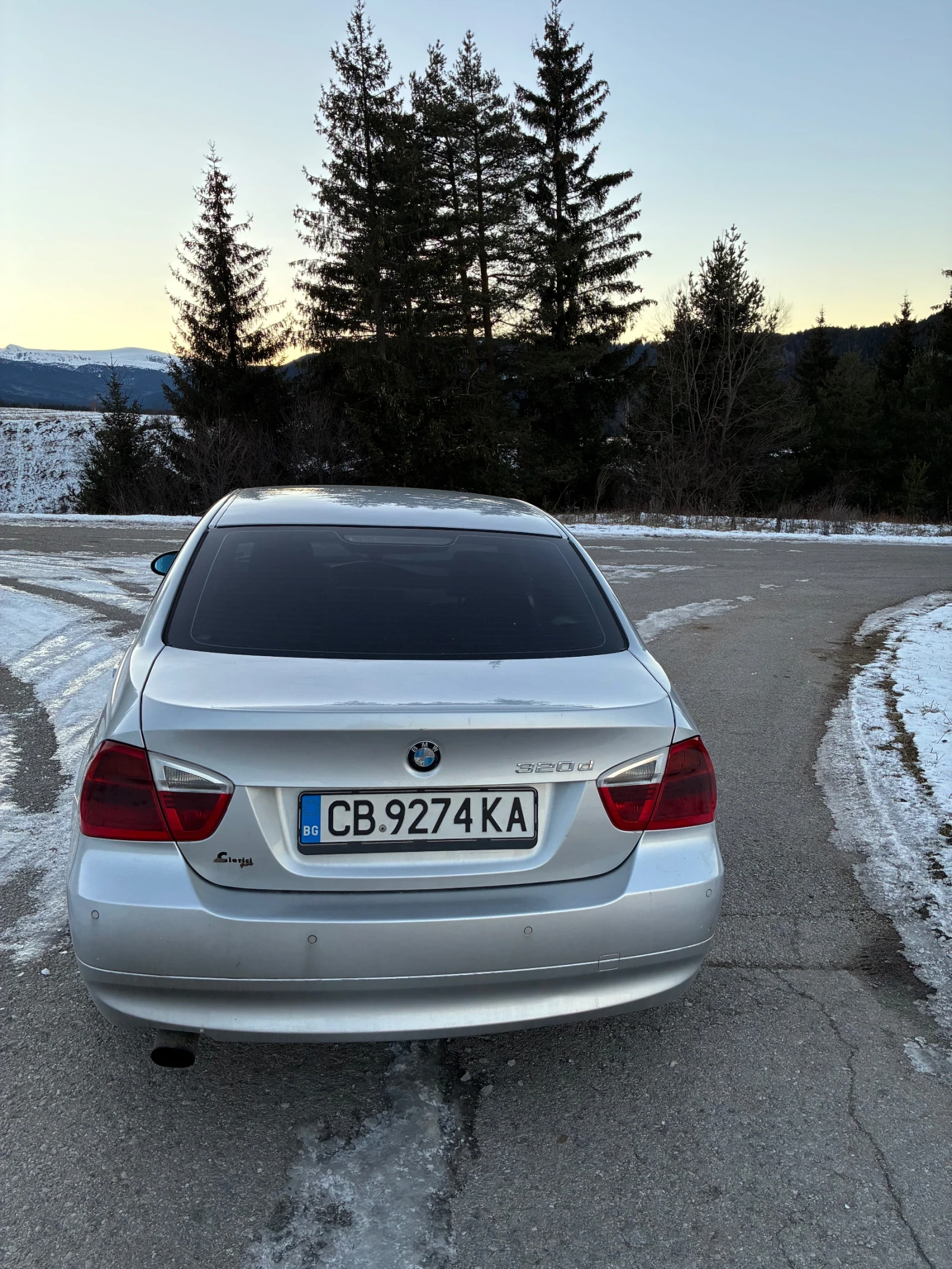 BMW 320  - изображение 5