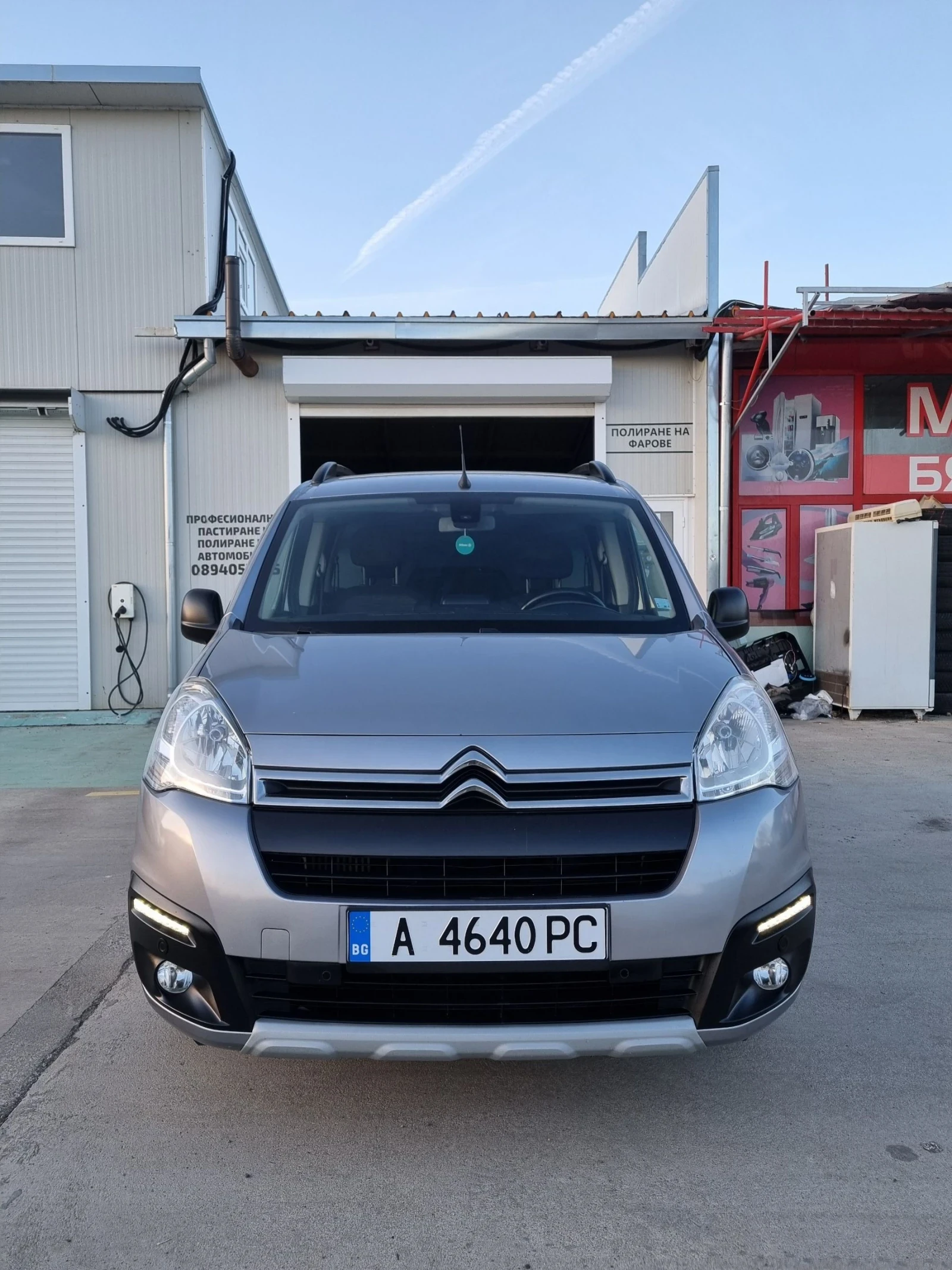 Citroen Berlingo 1.6hdi 99 коня Автомат, снимка 7 - Автомобили и джипове - 53818687