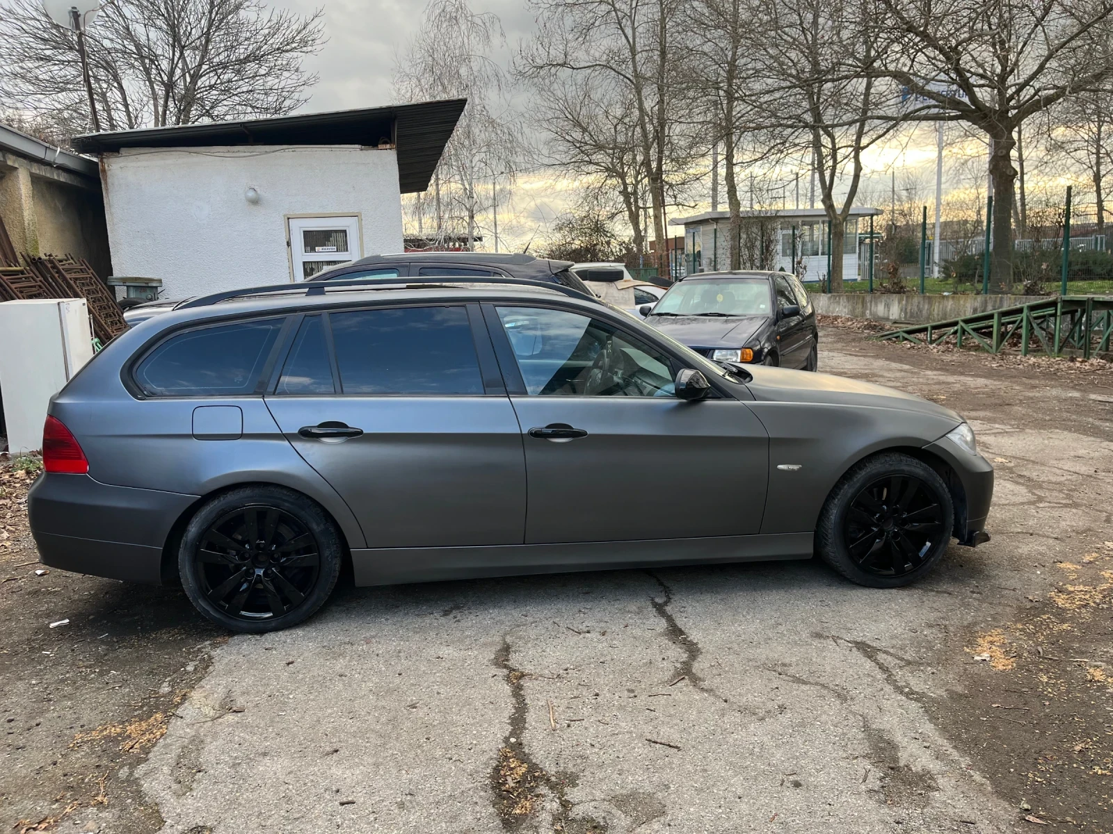 BMW 320 320, снимка 7 - Автомобили и джипове - 54137532