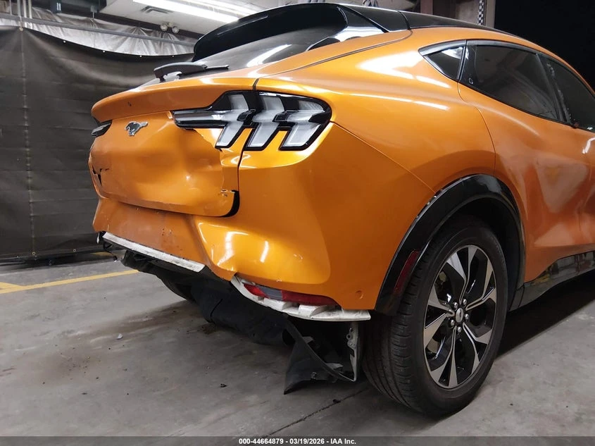 Ford Mustang Mach-E Premium RWD, снимка 6 - Автомобили и джипове - 54241078