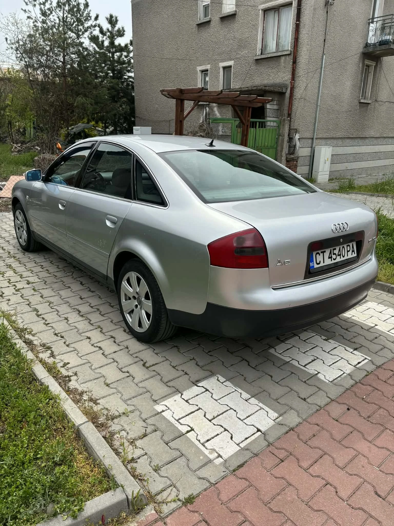 Audi A6 1.9TDI, снимка 4 - Автомобили и джипове - 54293298