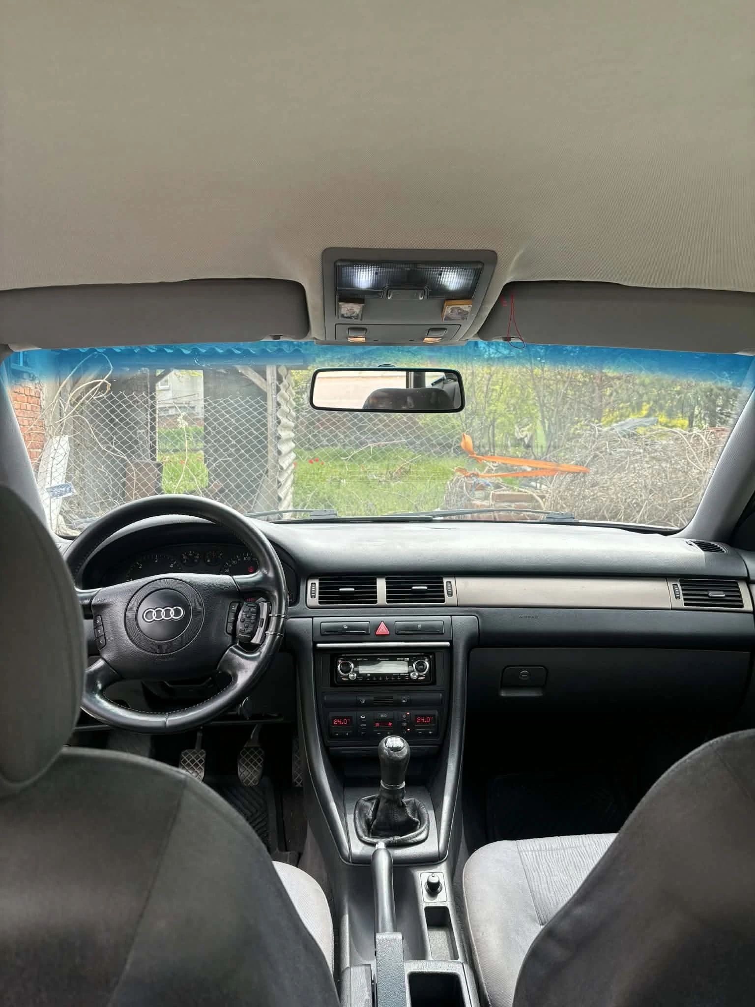 Audi A6 1.9TDI, снимка 10 - Автомобили и джипове - 54293298