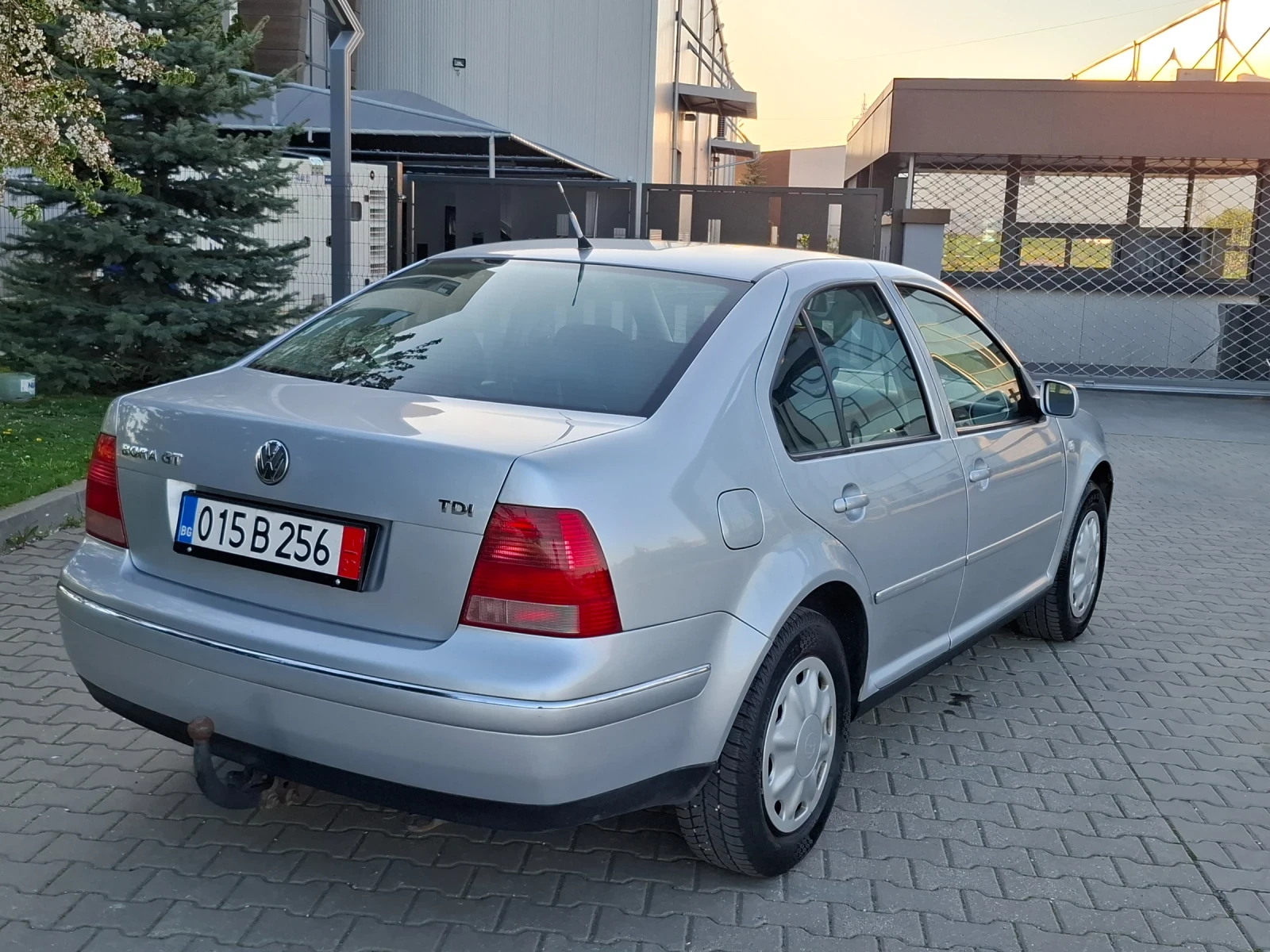 VW Bora 1.9TDI* (90��)* FACELIFT* * ��� ����* *  | Mobile.bg � ����������� 10