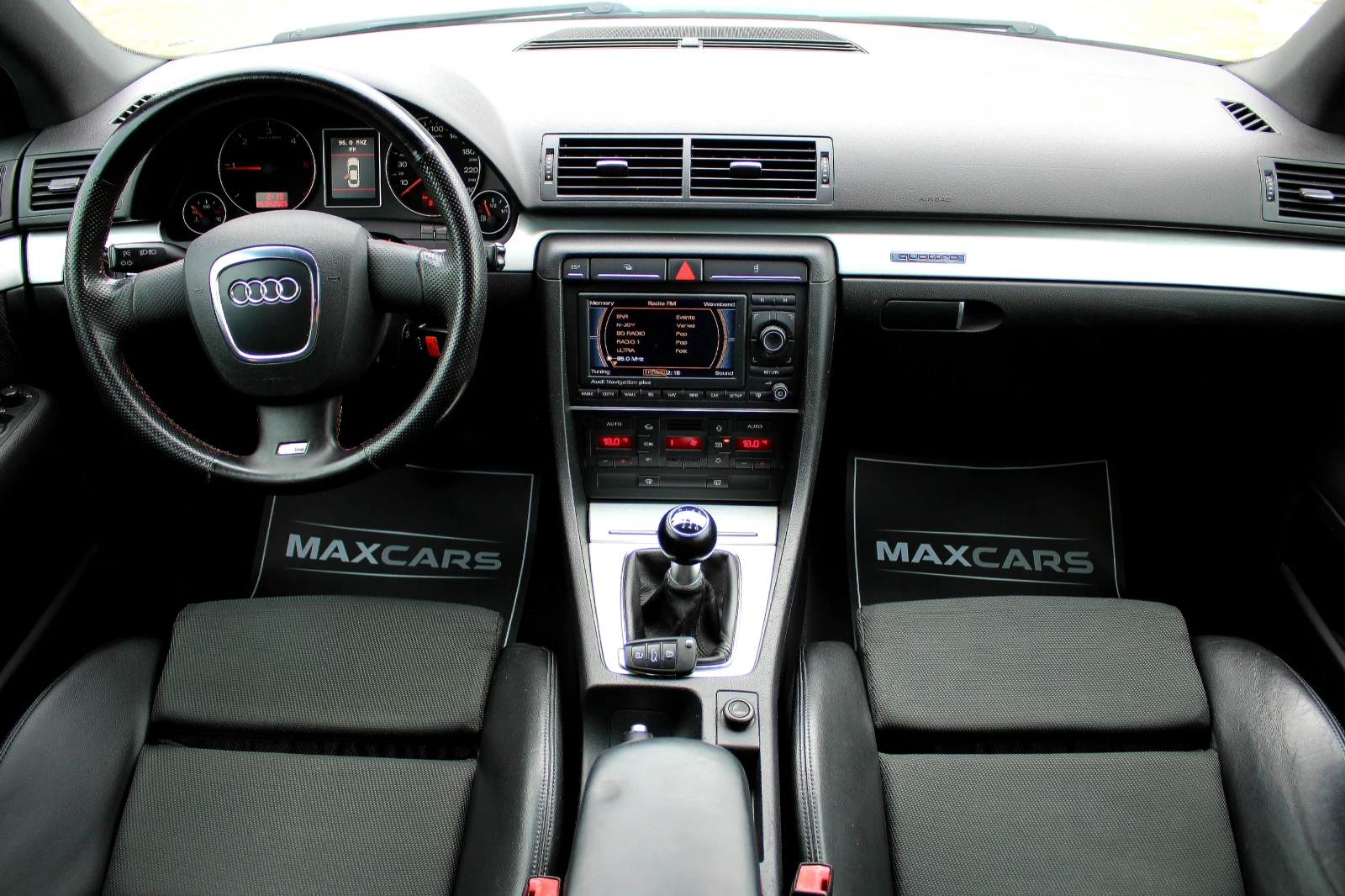 Audi A4 2.0TDI S LINE/QUATTRO/СОБСТВЕН ЛИЗИНГ, снимка 13 - Автомобили и джипове - 54556433