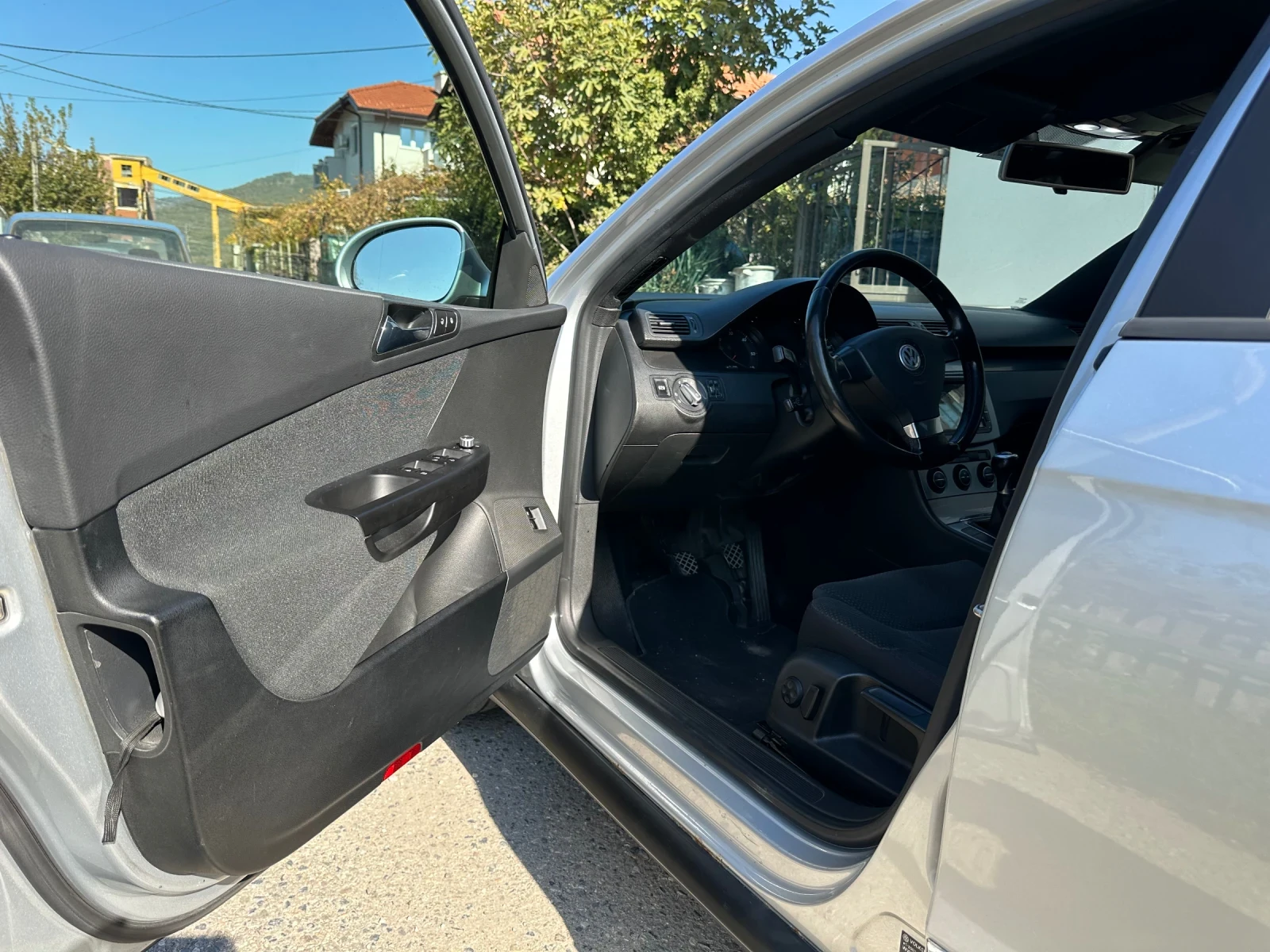 VW Passat 2.0 TDI, снимка 7 - Автомобили и джипове - 54629934