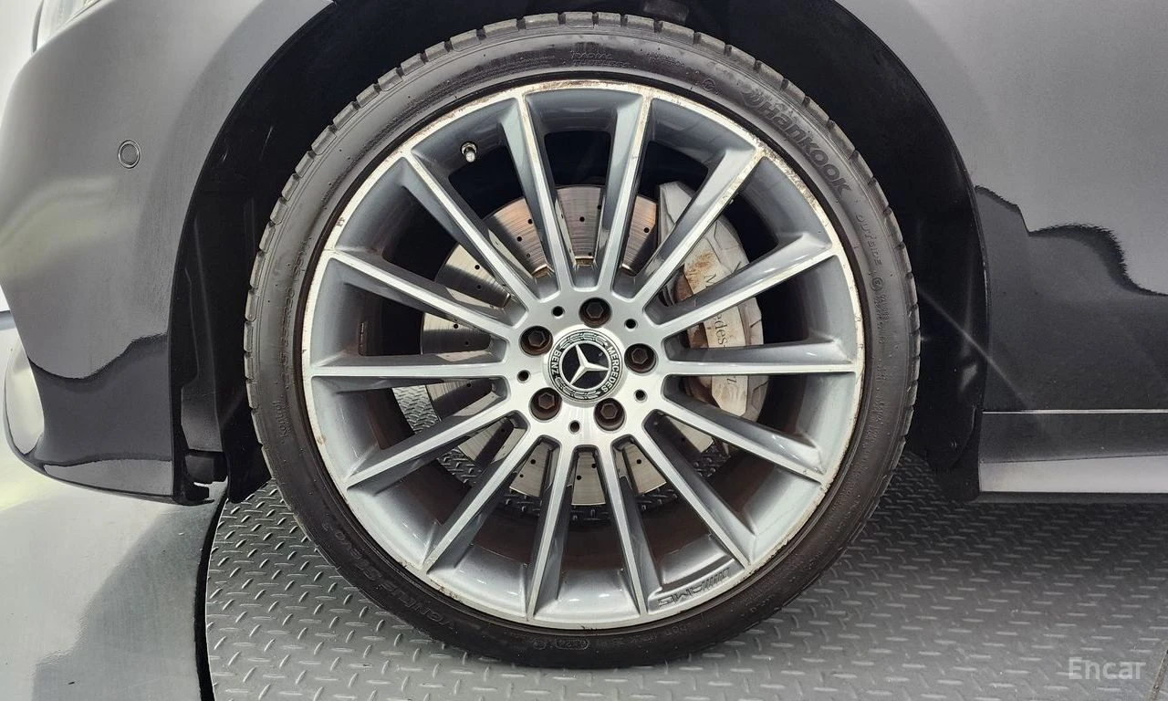 Mercedes-Benz E 400 Coupe 4MATIC* AMG PACK* BURMESTER* 360 CAM* ХЕДЪП*, снимка 5 - Автомобили и джипове - 54748847