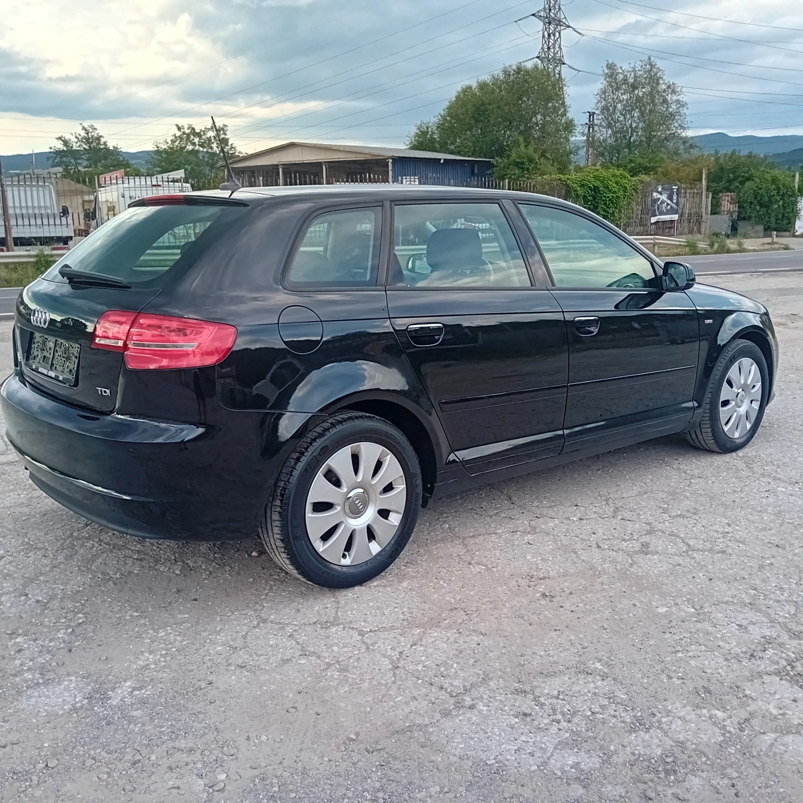 Audi A3 1.6 TDI 105k., снимка 7 - Автомобили и джипове - 55059460