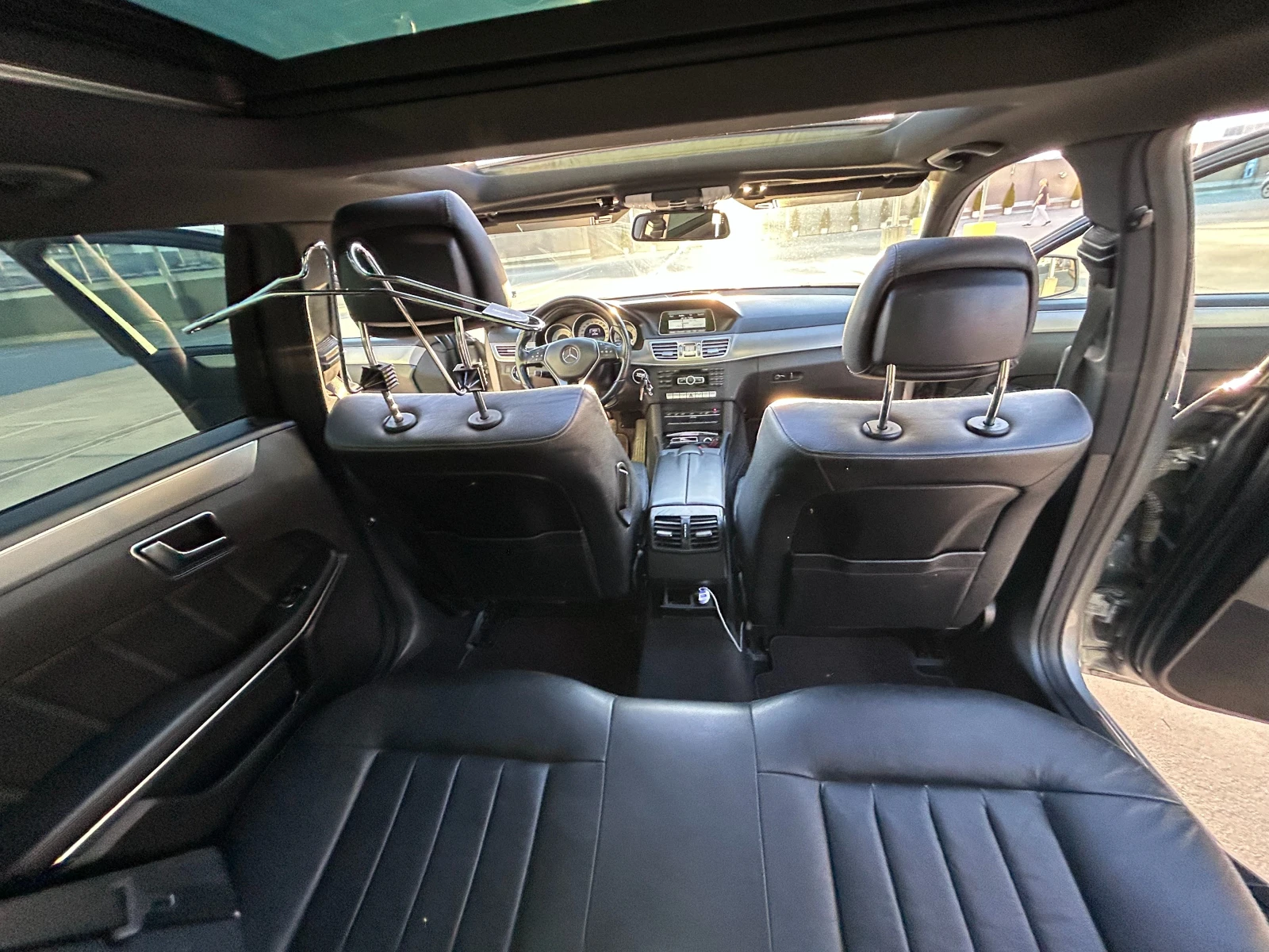 Mercedes-Benz 220 BlueEFFICIENCY, снимка 13 - Автомобили и джипове - 55078236